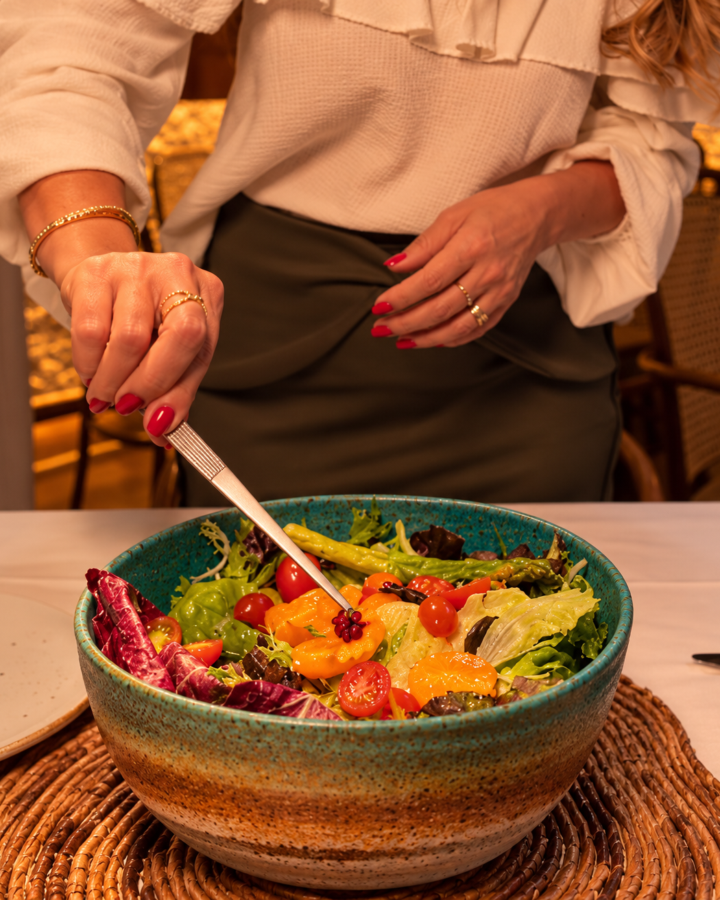 Saladeira Karma Sauvage de Cerâmica com Acabamento Orgânico