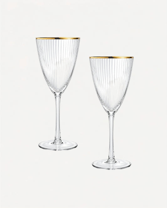Kit 2 Taças de Vinho Lines com Borda Dourada - Design Elegante