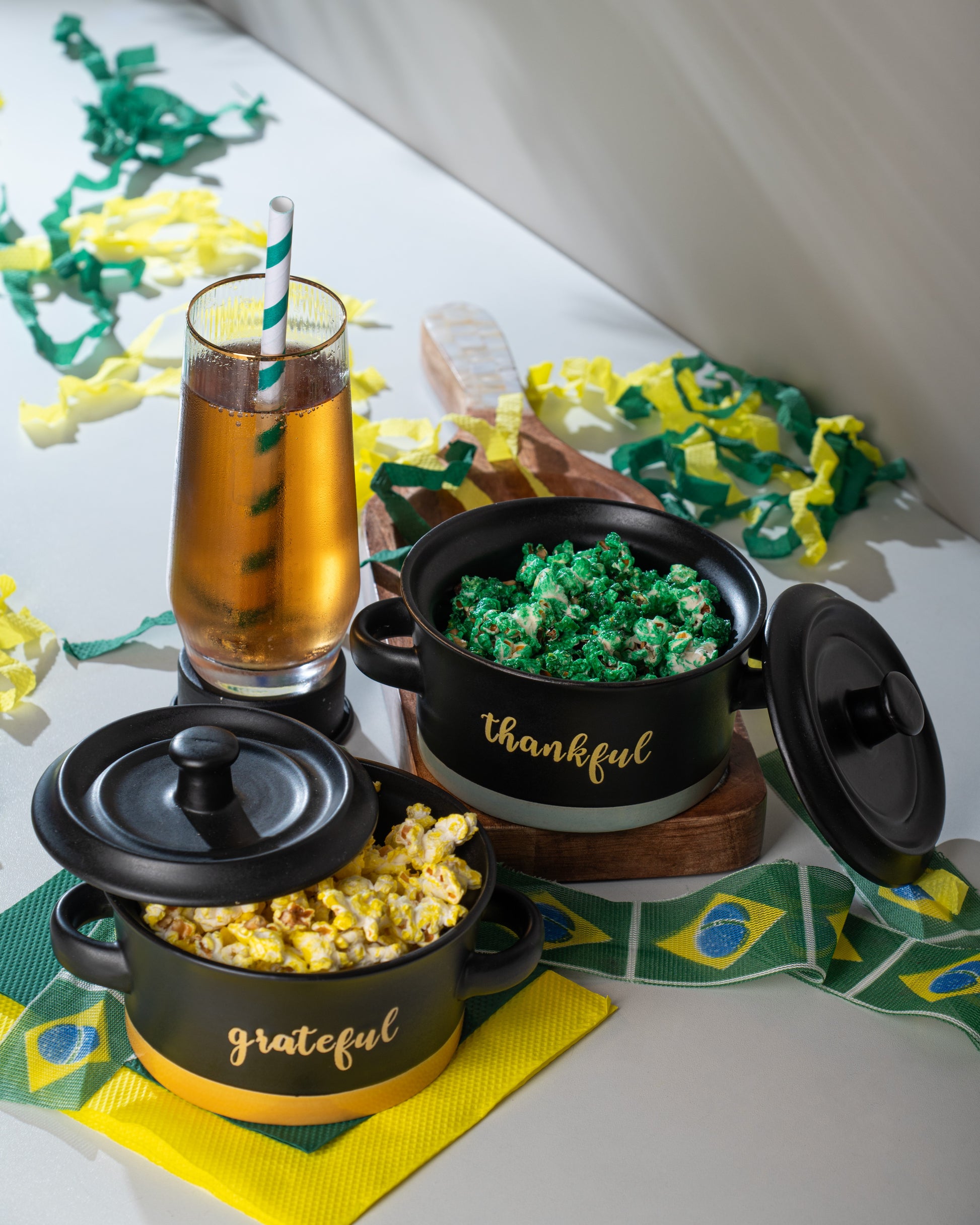Set 2 Copos Altos Lines 400ml com Borda Dourada – Design Sofisticado