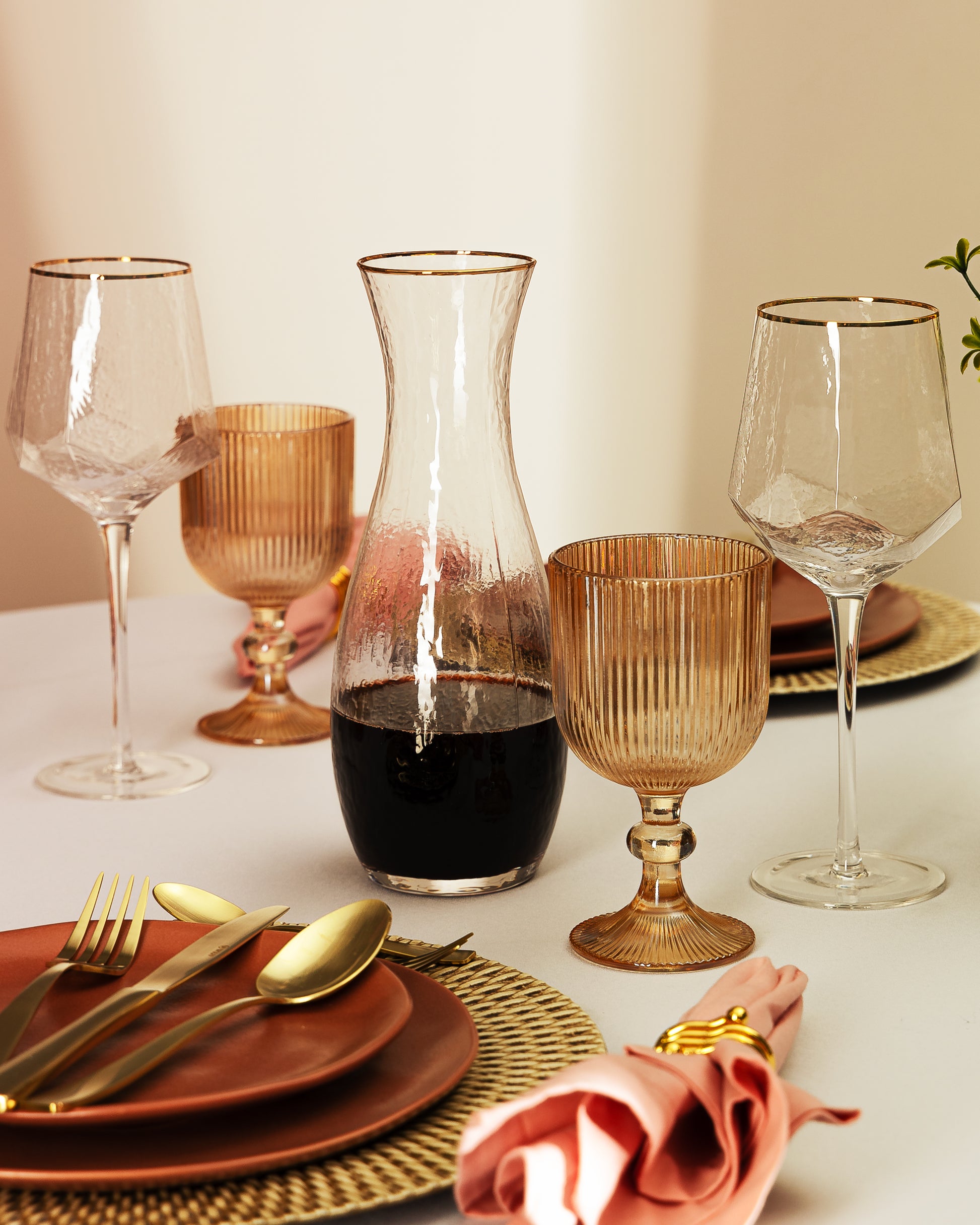 Set 2 Taças Aquarelle Ambar 380ml em Vidro – Design Ergonômico e Sofisticado